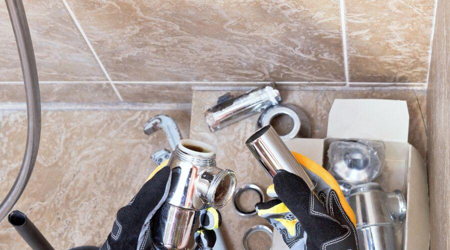 Professional gutter cleaning in Littlefield, AZ
